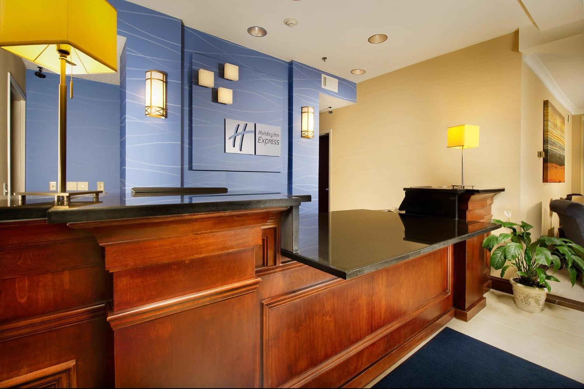 Holiday Inn Express & Suites By Ihg Chambersburg By Ihg Zewnętrze zdjęcie