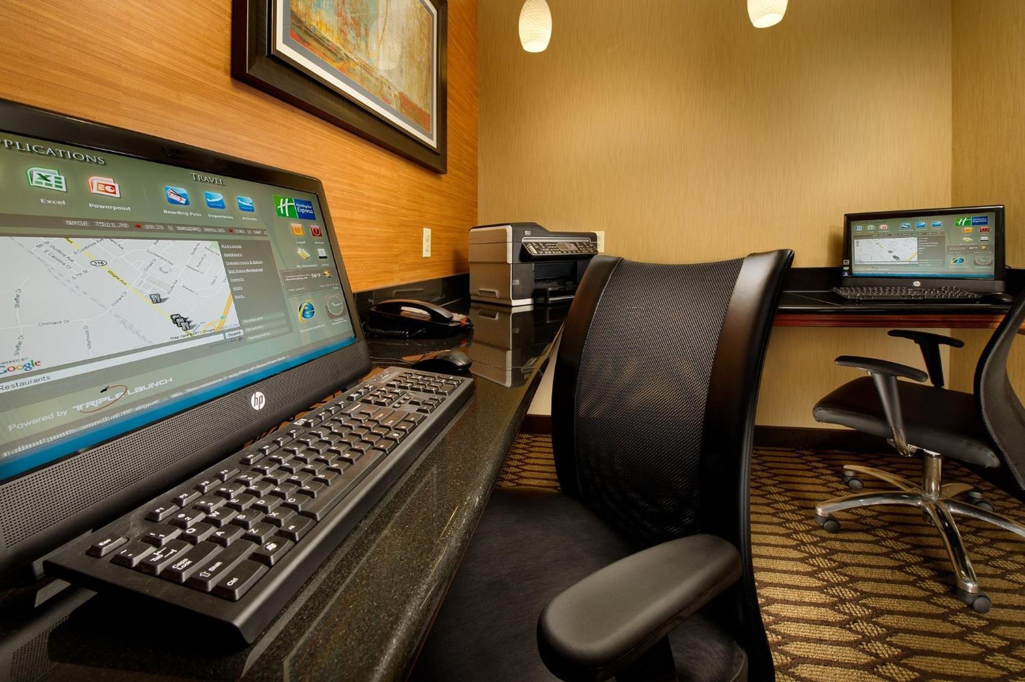 Holiday Inn Express & Suites By Ihg Chambersburg By Ihg Zewnętrze zdjęcie