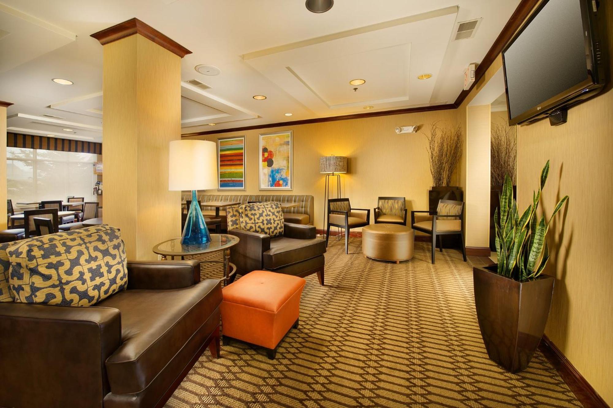 Holiday Inn Express & Suites By Ihg Chambersburg By Ihg Zewnętrze zdjęcie